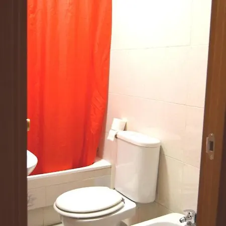 Apartamento Feria 2 شقة *